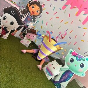 Gabby Dollhouse Party Set.